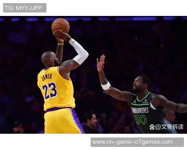 2012年季后赛首战雷霆对决湖人精彩回顾与赛后分析