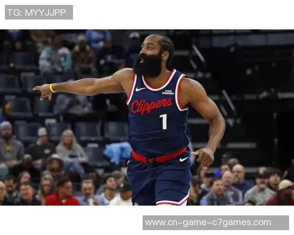 快船与凯尔特人第四节激战回顾球迷心跳加速的精彩瞬间分析