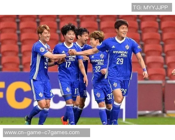 首尔三星迅雷与蔚山现代太阳神的激烈对决揭示韩国足球新格局 首尔三星迅雷与蔚山现代太阳神的激烈对决揭示韩国足球新格局